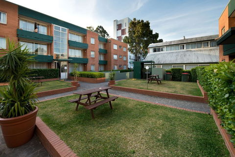APX Parramatta - Inverell Accommodation 2