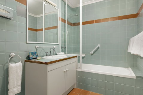 Quest Waterfront Serviced Apartments - Inverell Accommodation 6