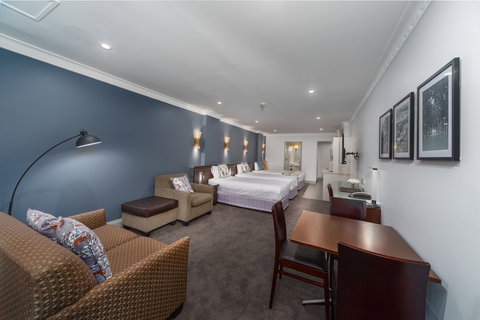 Hyde Park Inn - Inverell Accommodation 5