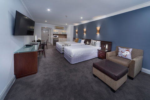 Hyde Park Inn - Inverell Accommodation 4