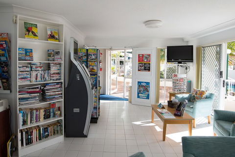 Golden Shores Holiday Club - Inverell Accommodation 4