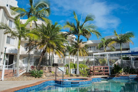 Golden Shores Holiday Club - Inverell Accommodation 2