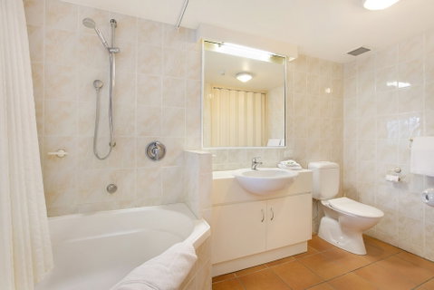 Tropic Towers Apartments - Inverell Accommodation 6
