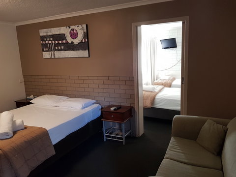 Centrepoint Motor Inn - Inverell Accommodation 6