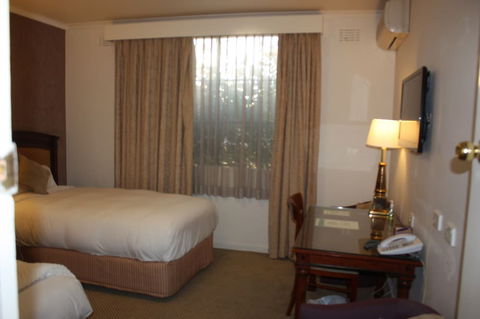 Country Plaza Queanbeyan - Inverell Accommodation 6