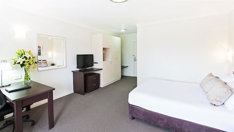 Ibis Styles Canberra Tall Trees - Inverell Accommodation 6