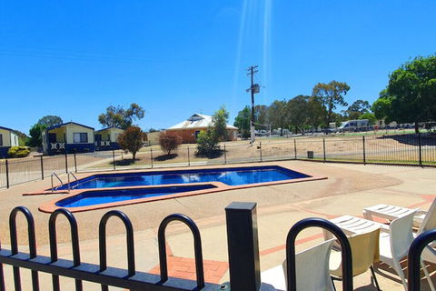 Capital Country Holiday Park - Inverell Accommodation 5
