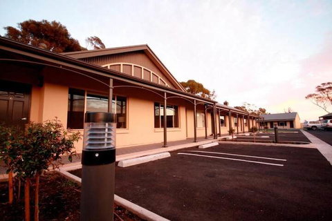Sundowner Motel Hotel - Inverell Accommodation 1