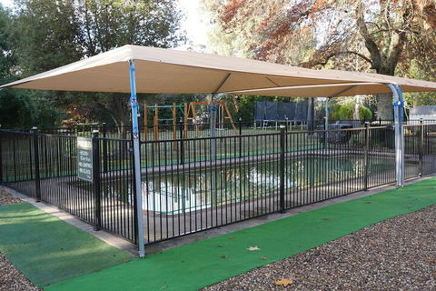 Adina Lodge Holiday Units - Inverell Accommodation 6