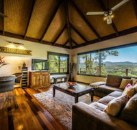 Lombok on Waterfall Retreat - Inverell Accommodation