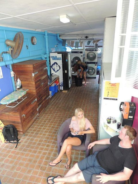 Reef Lodge Backpackers - Inverell Accommodation 5