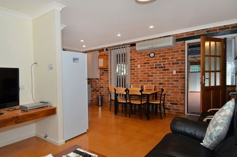 Albany Beachside Accommodation - Inverell Accommodation 6