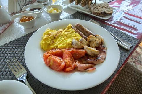 Glenelg On King Bed & Breakfast - Inverell Accommodation 3