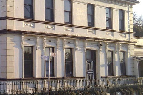 The Bank Guesthouse Glen Innes - Inverell Accommodation 4