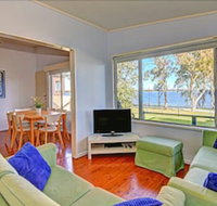Lakes Edge Cottage - Inverell Accommodation