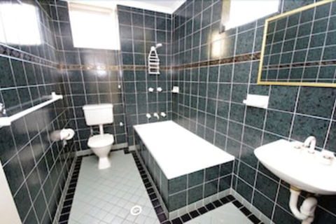 Golden Sands 3 - Inverell Accommodation 6