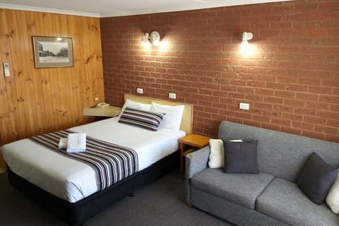 Country Mile Motor Inn - Inverell Accommodation 7