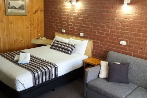 Country Mile Motor Inn - Inverell Accommodation 5