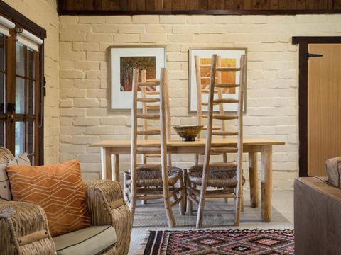 Italian Hill Garden Villa - Inverell Accommodation 6