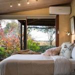 Italian Hill Garden Villa - Inverell Accommodation 0