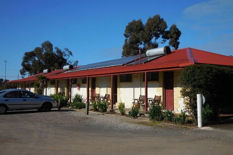 Inglewood Motel And Caravan Park - Inverell Accommodation 1