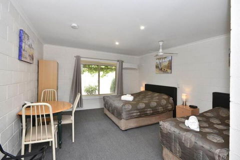Inglewood Motel And Caravan Park - Inverell Accommodation 6