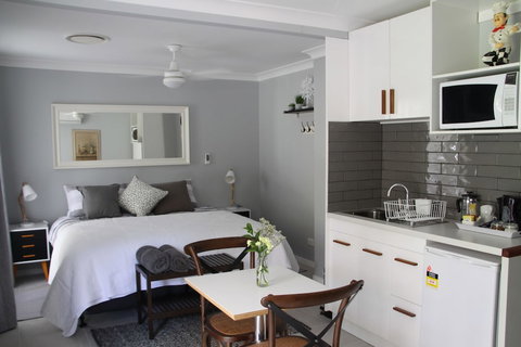 Paperbark Bed & Breakfast - Inverell Accommodation 4