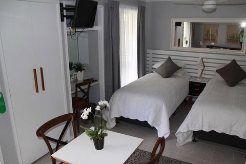 Paperbark Bed & Breakfast - Inverell Accommodation 1
