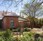 Mollisons - Inverell Accommodation
