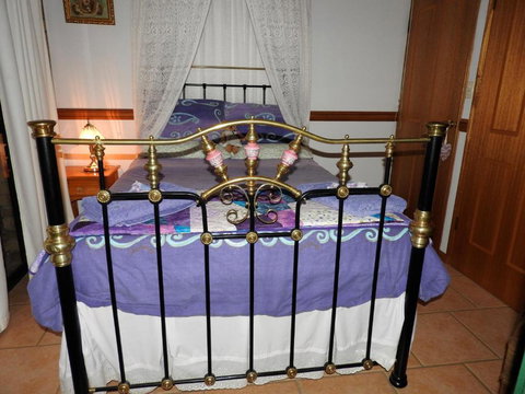 Twilight Grove Farm - Inverell Accommodation 1