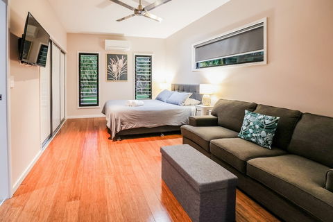 Agnes Water Stays - Inverell Accommodation 2