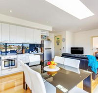 Bellerive Marina View Apartments NO 27 - Inverell Accommodation
