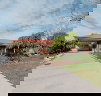 Mulberry House - Inverell Accommodation