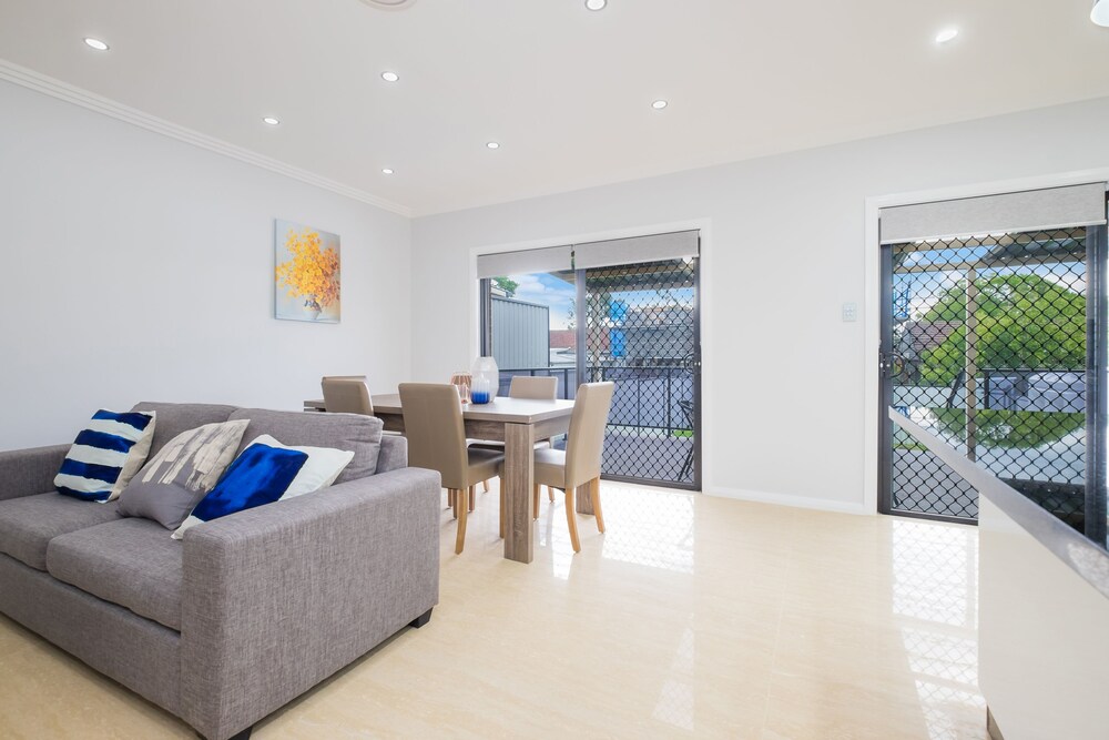 Picnic Point NSW Inverell Accommodation