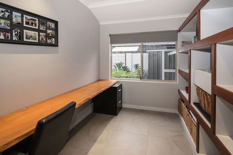 Geographe House - Inverell Accommodation 1