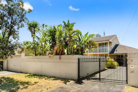 Isle Of Serenity - Inverell Accommodation 0