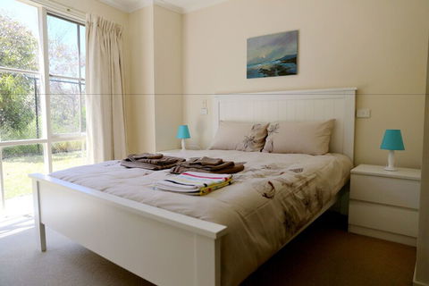 Isle Of Serenity - Inverell Accommodation 7