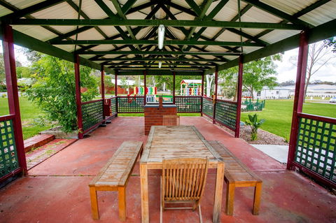 Albury Gardens Tourist Park - Inverell Accommodation 5