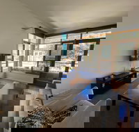 Triggerplant 1 - Inverell Accommodation