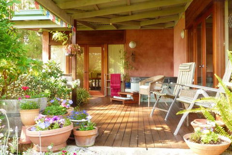 Innisfree Mountain Retreat - Inverell Accommodation 1