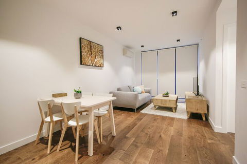 Wisdom Apartments In Doncaster - Inverell Accommodation 1