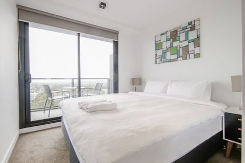 Wisdom Apartments In Doncaster - Inverell Accommodation 5