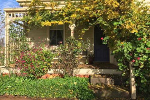 Alvie Cottage - Inverell Accommodation 4