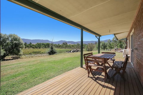 Colonial Inn Guest Rooms - Inverell Accommodation 1