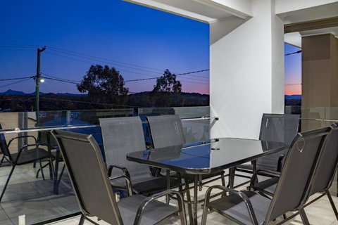Brand New Executive Living - Inverell Accommodation 3