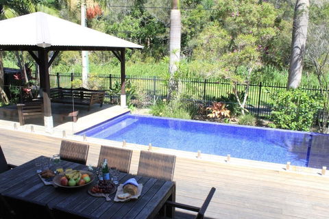 Away On Shirley Lane - Inverell Accommodation 3