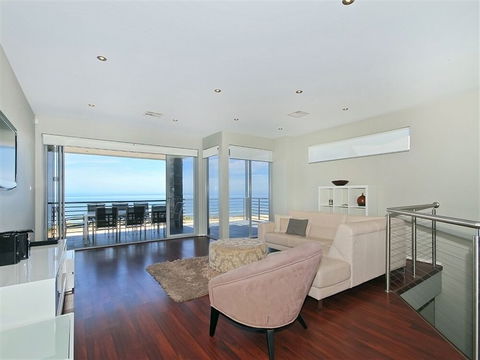 Ocean 180A - Inverell Accommodation 2