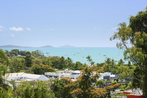 Airlie Harbour 3 Bedroom Apartment - Inverell Accommodation 2