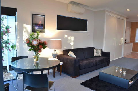 Aroha - Inverell Accommodation 3