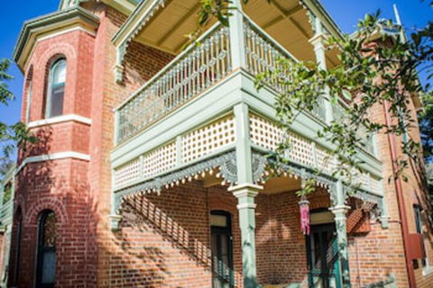 Grenfell Hall B & B - Inverell Accommodation 0